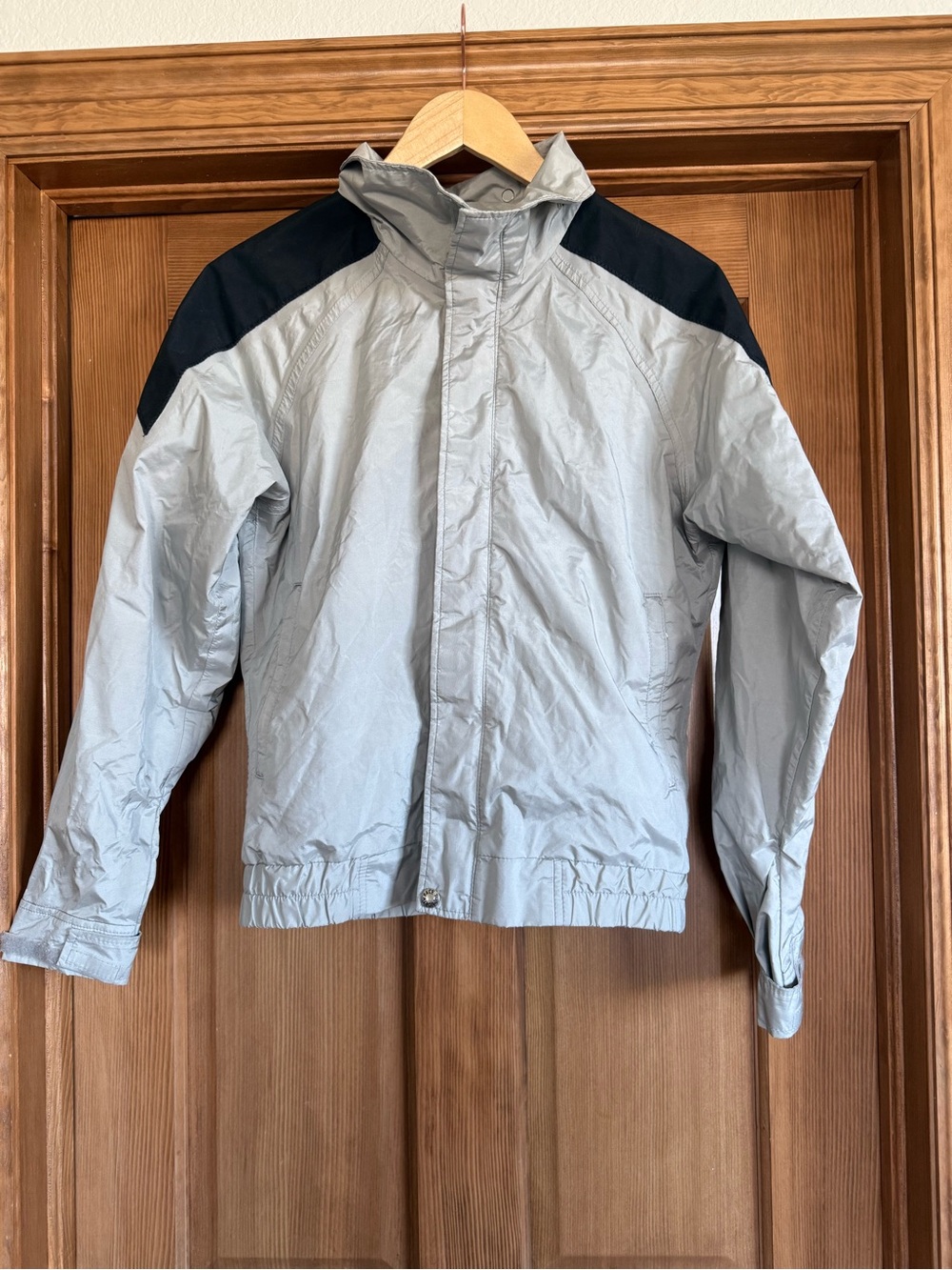 Vintage The North Face Light Gray and Black 'Extreme' Logo Jacket